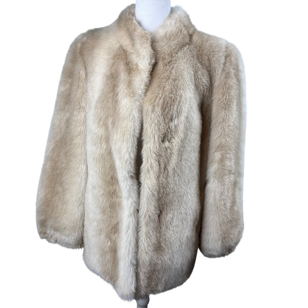 VTG Hillmoor New York Faux Fur Coat Cream Union Made in USA Mid Length Coat USA